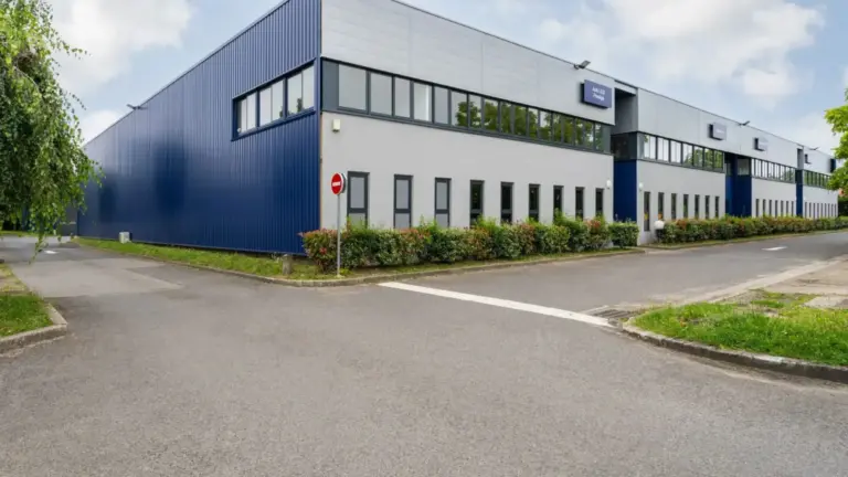 Annonces Val d'Oise (95), locaux et bureaux disponibles.