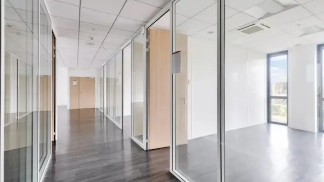 Locaux d'Activités avec Bureaux – Bailly-Romainvilliers (Avenue Christian Doppler)