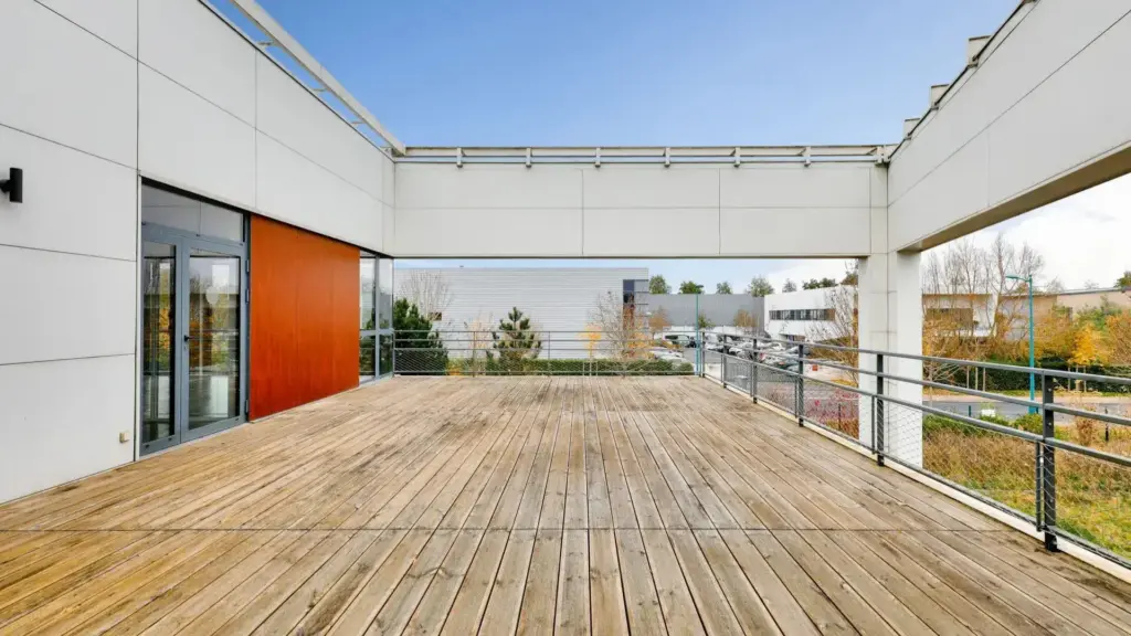 Locaux d'Activités avec Bureaux – Bailly-Romainvilliers (Avenue Christian Doppler)