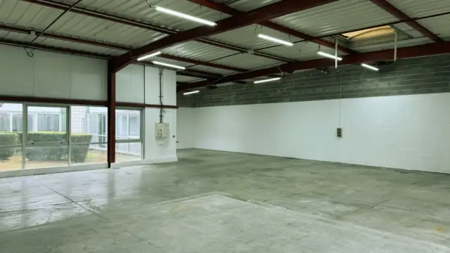 Location Bureaux Villebon sur Yvette (2)