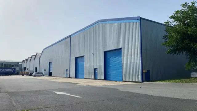 Location Entrepôt Corbeil Essonnes (2)